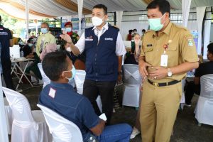 Masyarakat Sambut Vaksinasi Covid-19 di Kabupaten Tangerang, Sekda pun Senyum