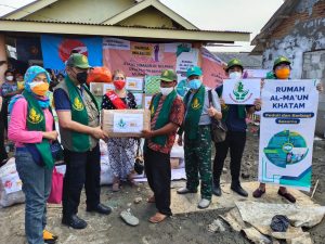 Jelang Lebaran,Bunda Millenial Giat Kegiatan Sosial Dengan Perahu Menuju Kecamatan Muara Gembong Bekasi Utara