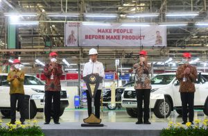 Presiden Jokowi Apresiasi Kualitas SDM Indonesia dalam Produksi Mobil Ekspor