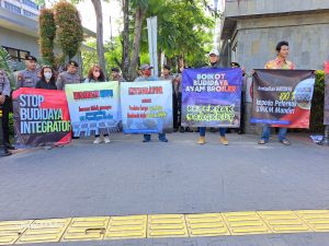 Komunitas Peternak Unggas Nasional Menggelar Aksi di Kementerian Perdagangan
