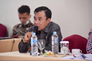 Ketua DPRD Kab. Solok, Dodi Hendra Meradang Minta Pemda Segera Perbaiki Sejumlah Akses Jalan Rusak